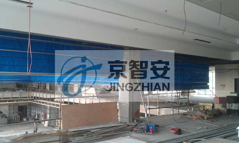 U+I型折叠提升防火卷帘门
