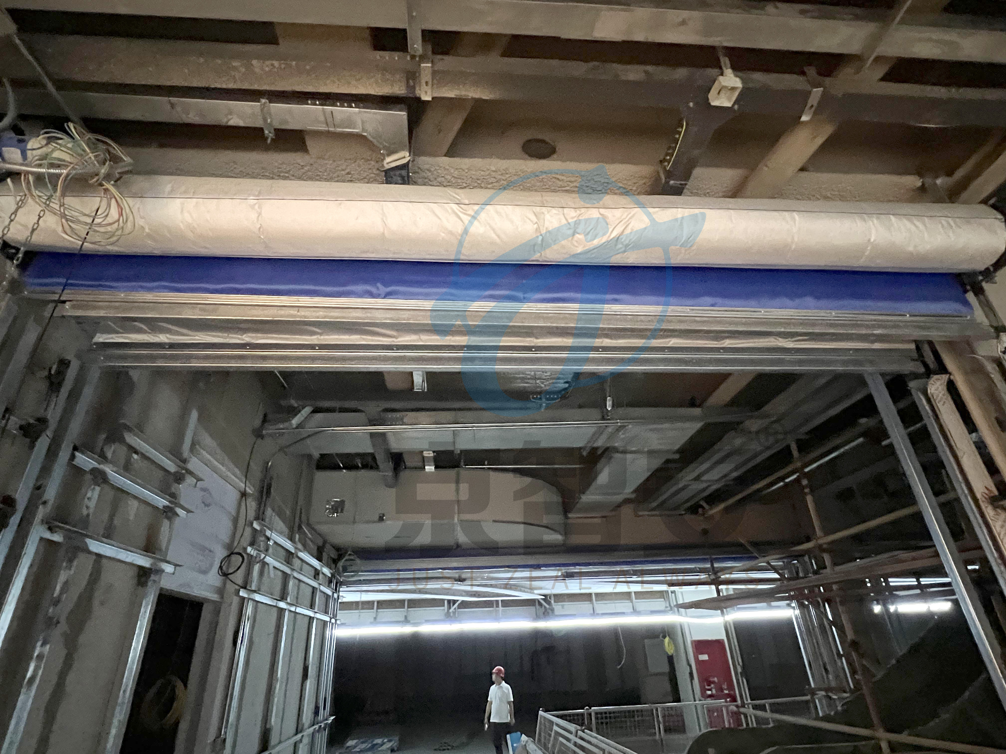 特级双轨双联防火卷帘